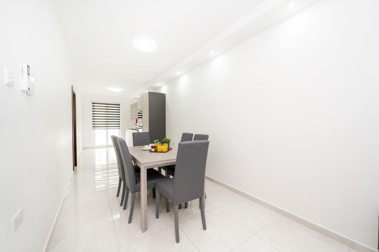 Vela Blu Apartments - Rose Court Gzira Exterior photo