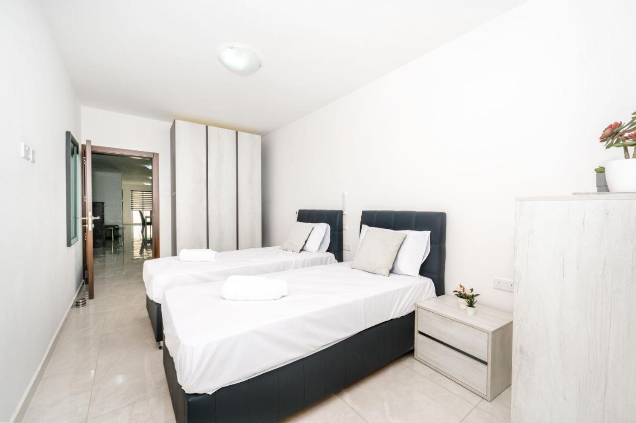 Vela Blu Apartments - Rose Court Gzira Exterior photo