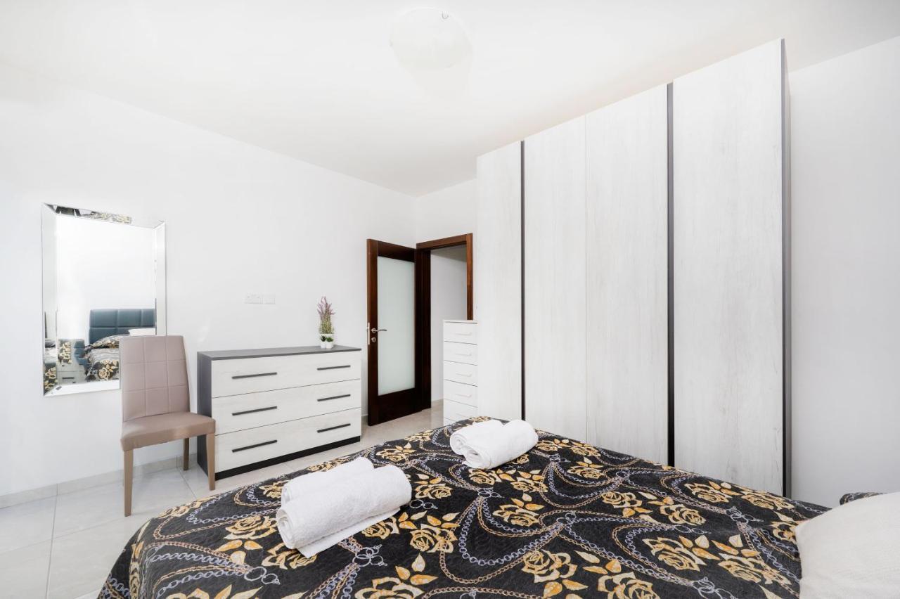 Vela Blu Apartments - Rose Court Gzira Exterior photo